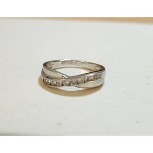 Elegant CZ Crossover Band Ring Marked "JTS 925"
